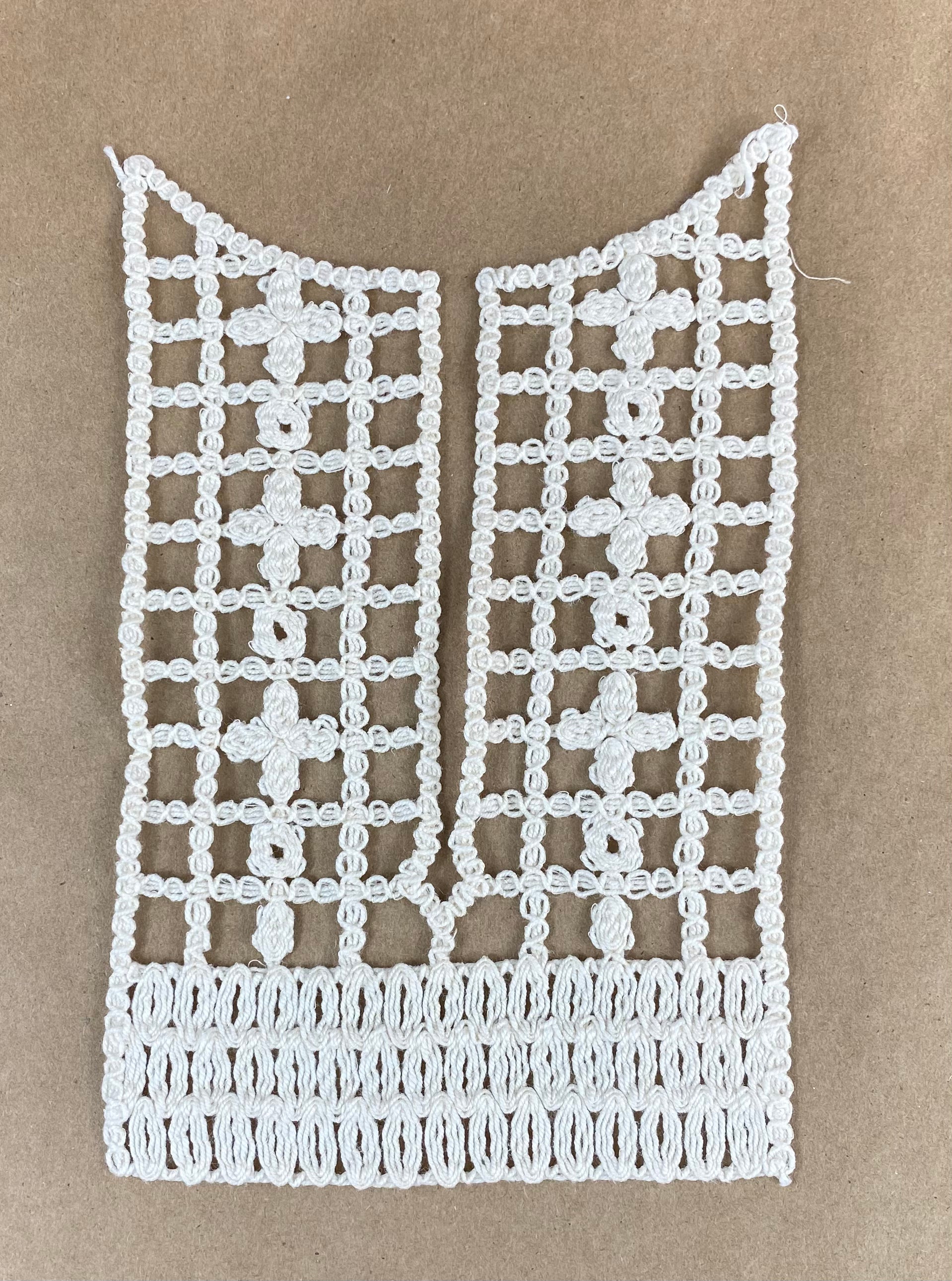 Lace Neckline Applique - Beige