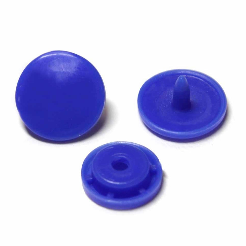 Plastic Snap Fasteners - Size 2 - 11mm (3/8″) - 30 sets - Baby Blue