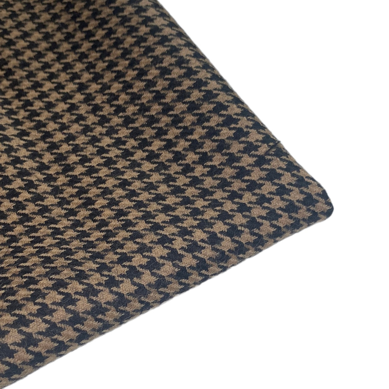 Houndstooth Wool - Black/Brown