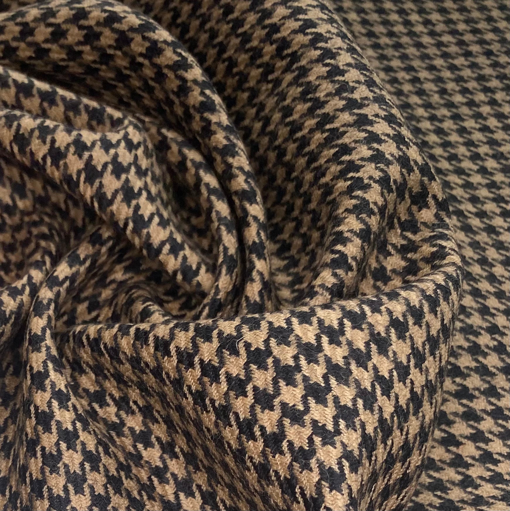 Houndstooth Wool - Black/Brown