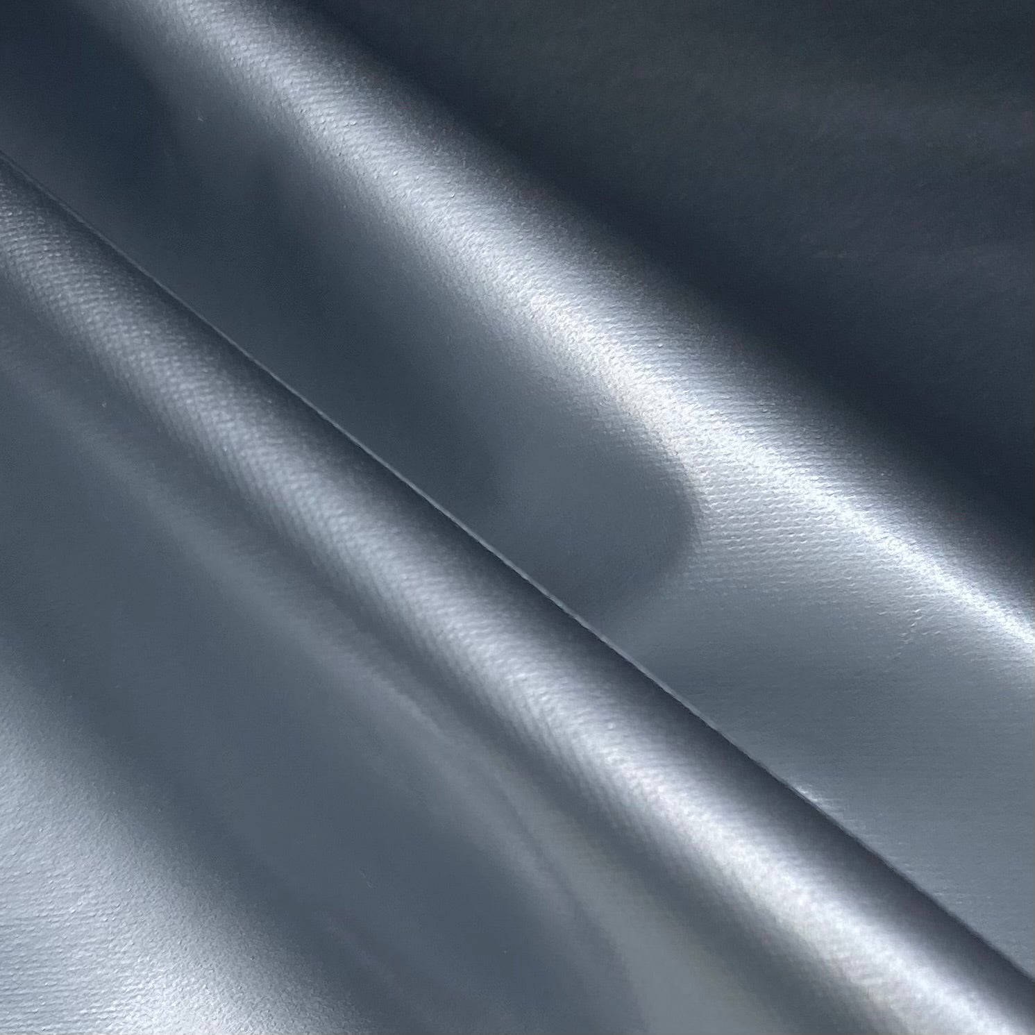 Metallic PVC - 58” - Silver